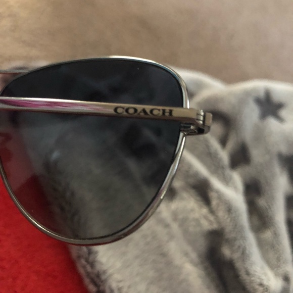 Coach sunglasses - Picture 2 of 2